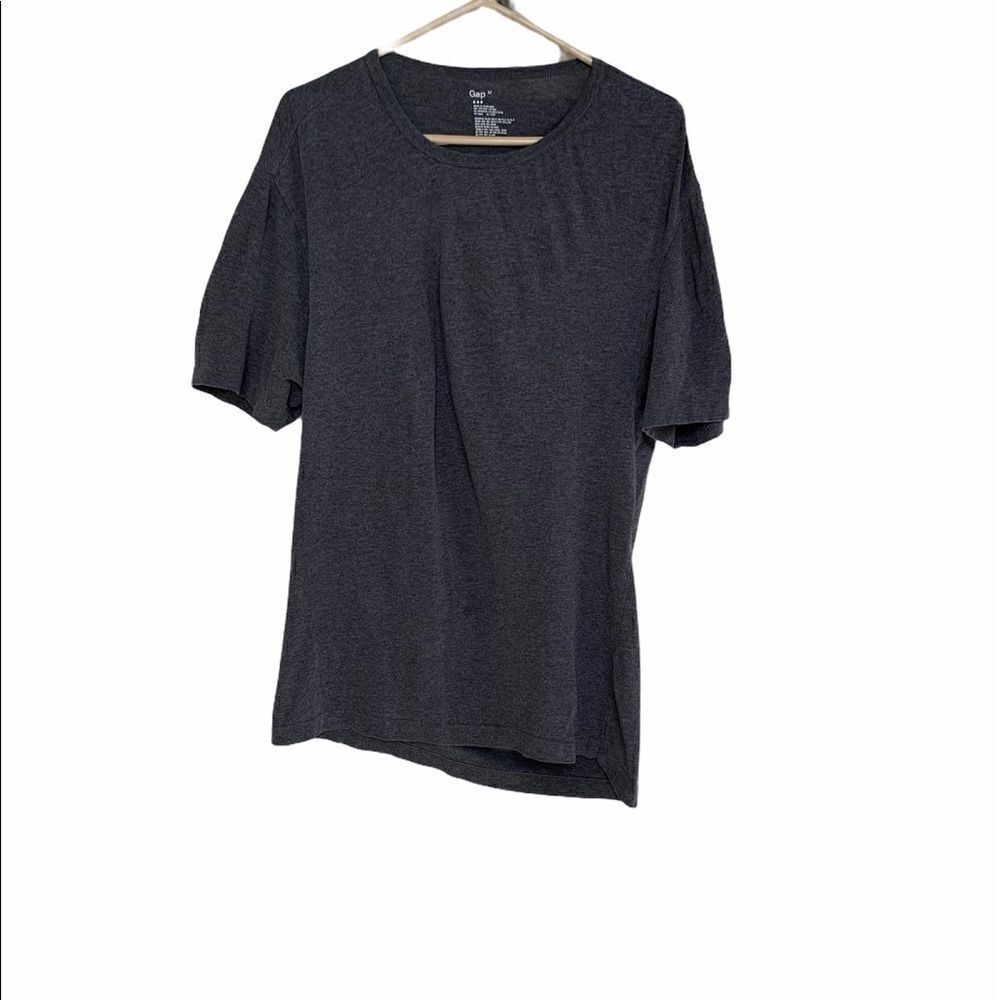 GAP Men’s Gray Shirt ~ Medium